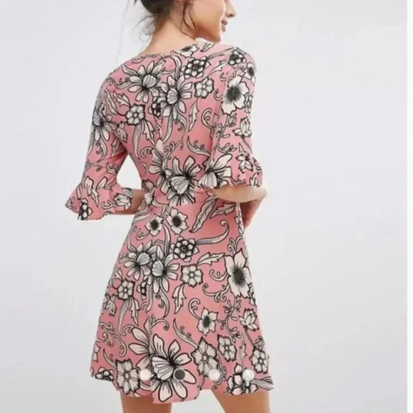 For Love And Lemons Ayla Mini Dress Lace Up V-Neck Floral Pink Black Size Large - Picture 6 of 12